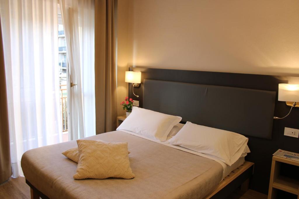 Hotel Victoria - 2