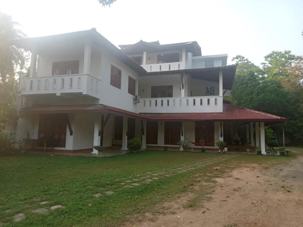 Ileesha Guest & Villa, Mirissa (jih)