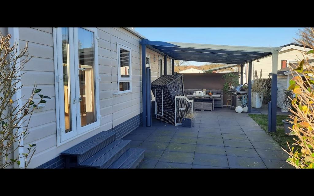 Chalet Olive im Park De Veerstal, Lathum