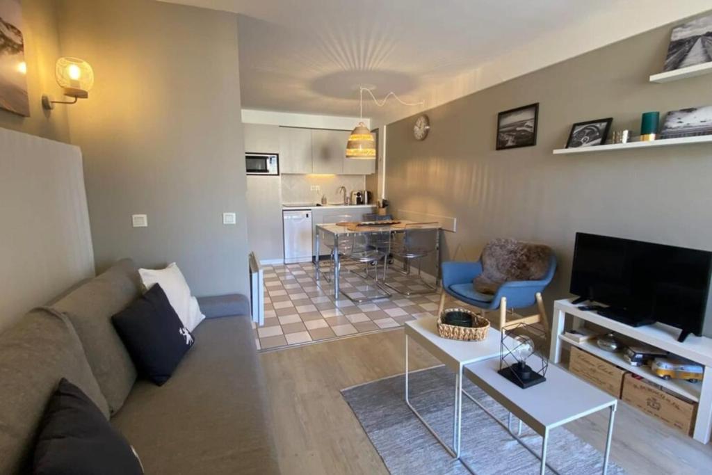 Très bel appt 6 pers avec piscine sauf janvier tennis et parking 202 - 4