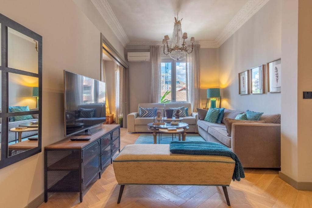 Spacious 3-Bed Apartment in Salamanca Madrid - 2