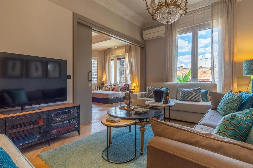 Spacious 3-Bed Apartment in Salamanca Madrid - 4