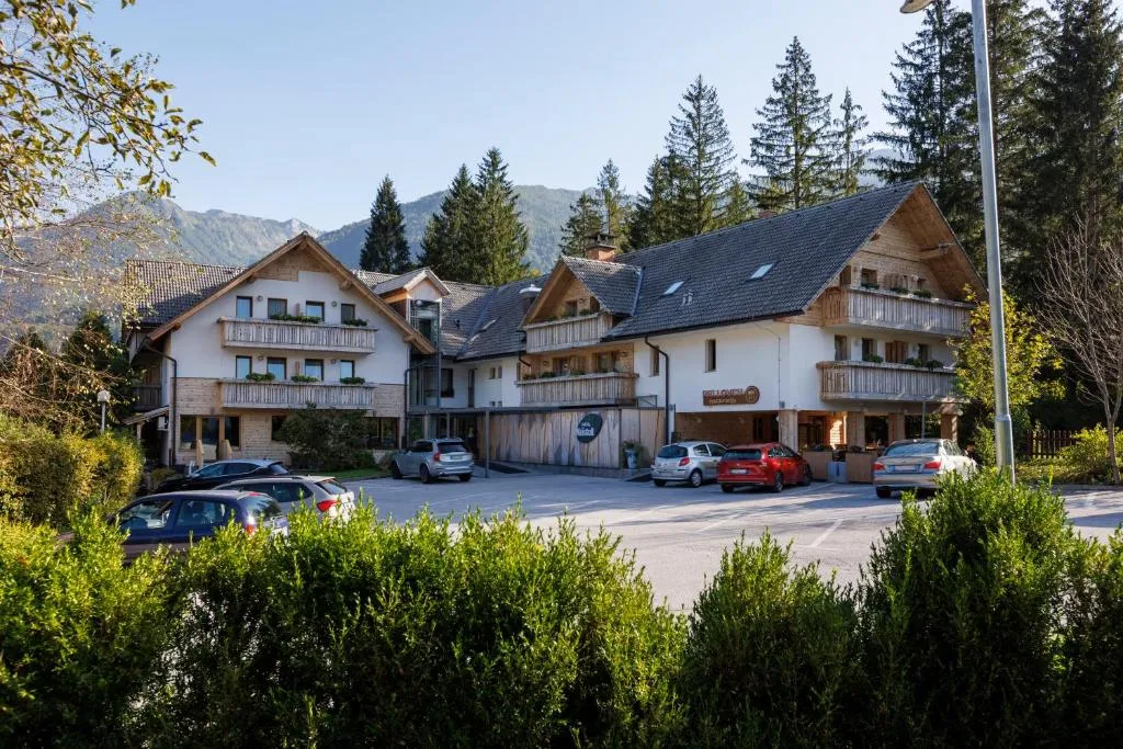 Art Hotel Kristal, hotel in Bohinj