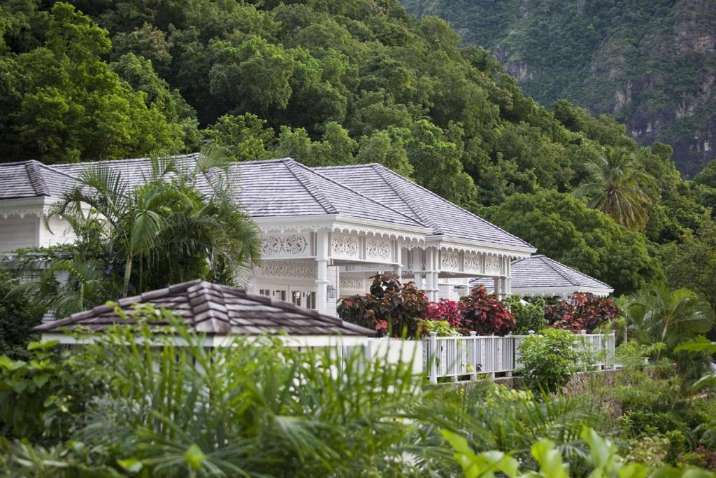 ทัศนียภาพภายนอกโรงแรม
