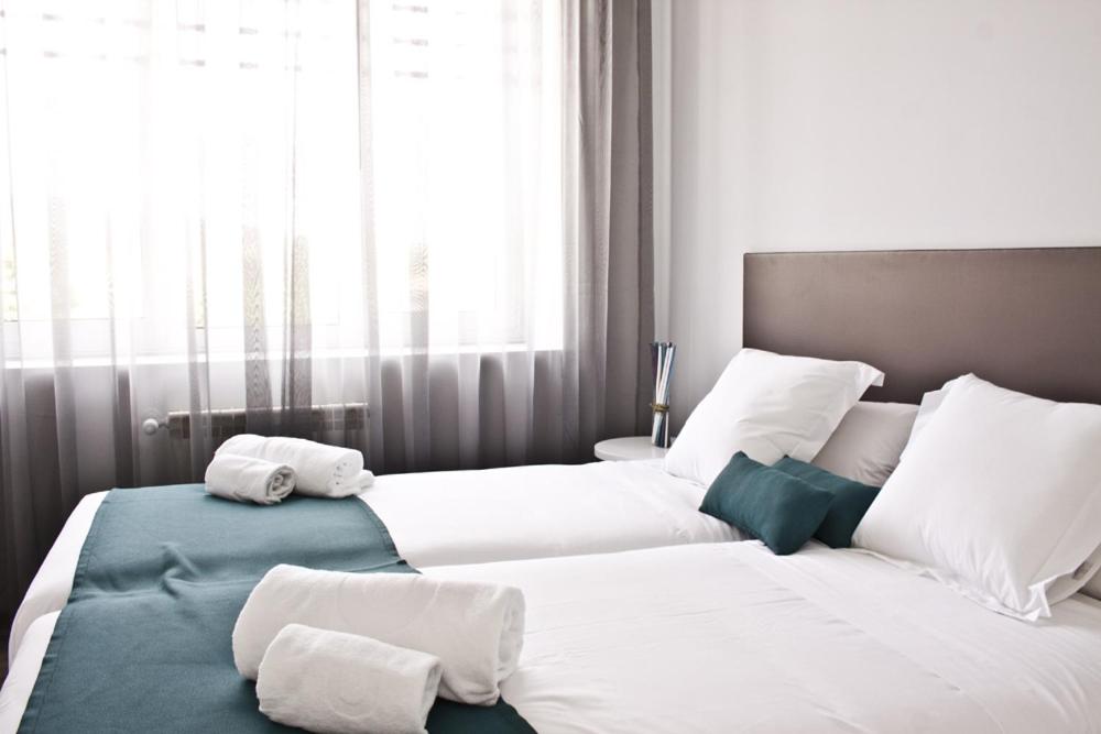 Lux Apartamentos Santiago - 4