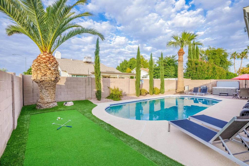 Prime Location, Heated Pool, Hot Tub, Game Room, More, Scottsdale