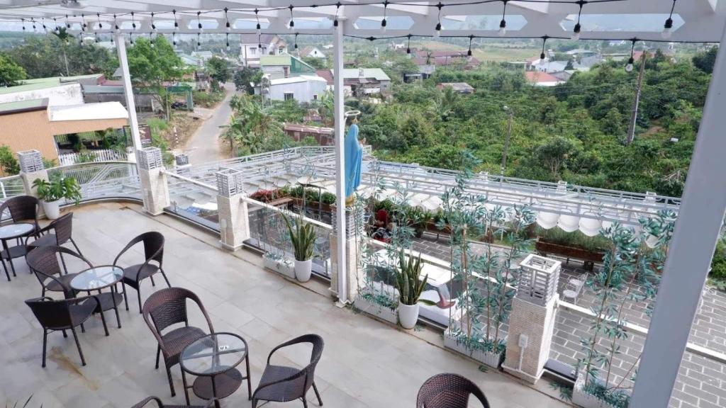 Đồi Hoa Đỏ Homestay