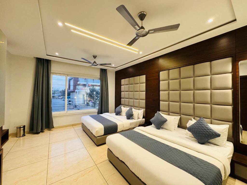 Hotel Rajdev INN