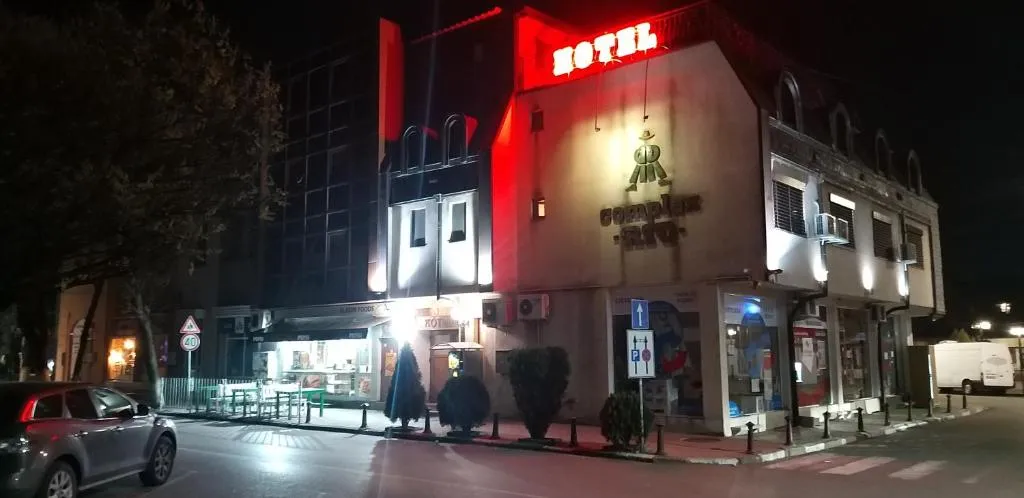 Hotel Rio，位于新扎戈拉的酒店