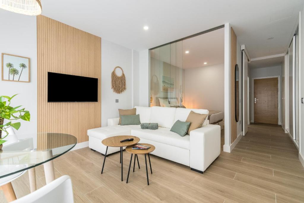 Home2Book Bright & Stylish Studio in La Isleta - 1