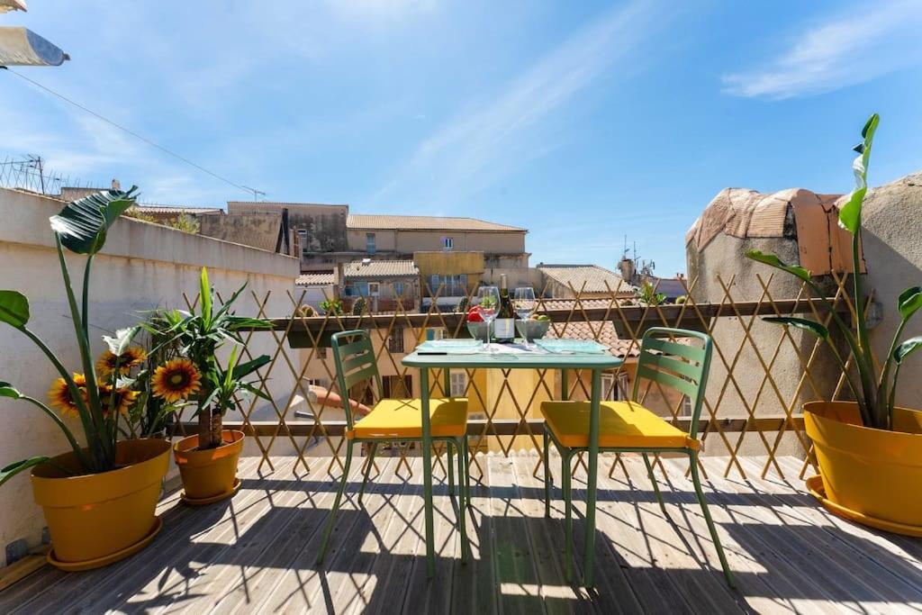 Studio with Sunny Patio in Panier near Old Port, Marseille