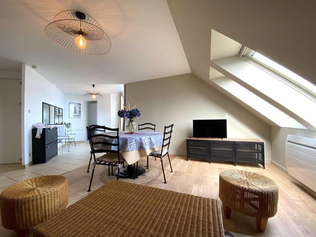 Appartement dernier étage avec vue mer à Perros-Guirec, plage de Trestraou - FR-1-368-130 - 3