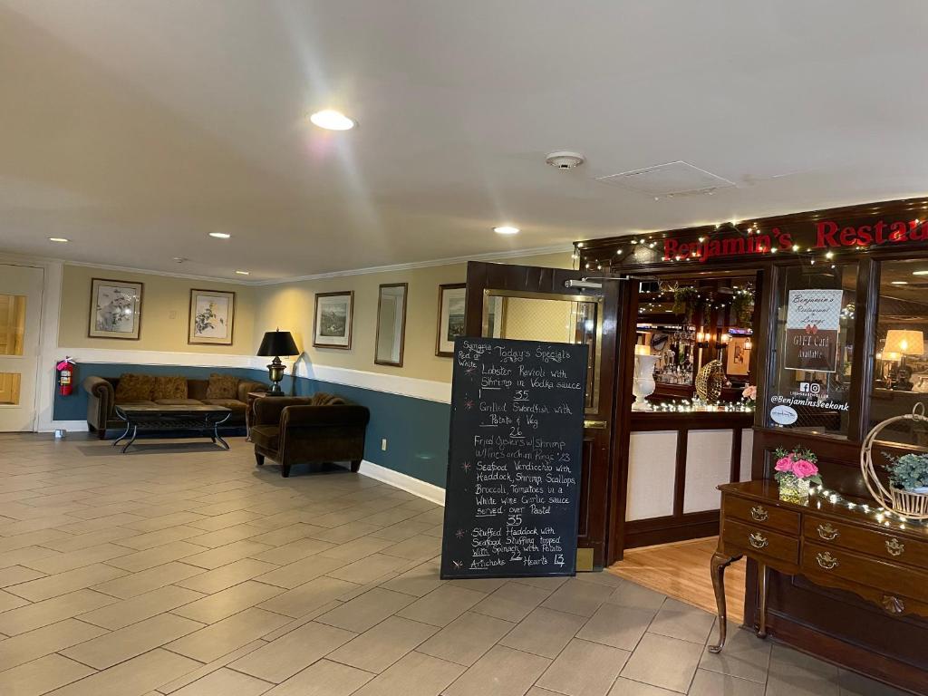 Közös társalgó / TV