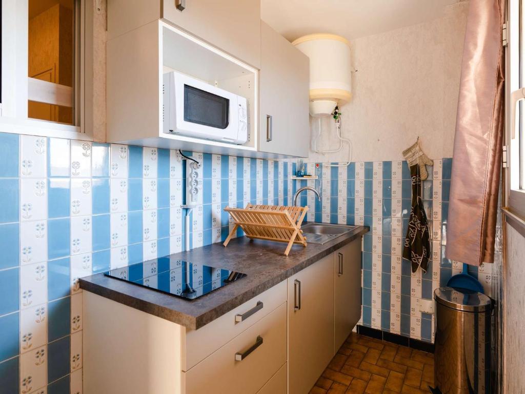 Studio cabine à 20m de la plage avec balcon et parking à Narbonne-Plage - FR-1-409-140 - 2