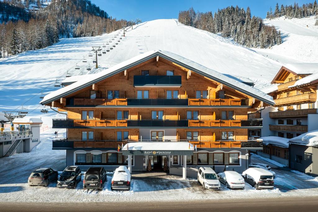Hotel Alpenrose - 1