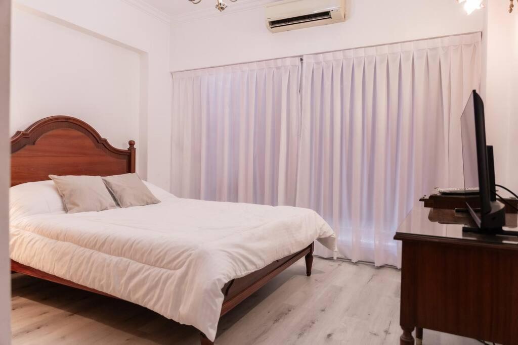 Juncal 1137 by depptö BAJA - 2