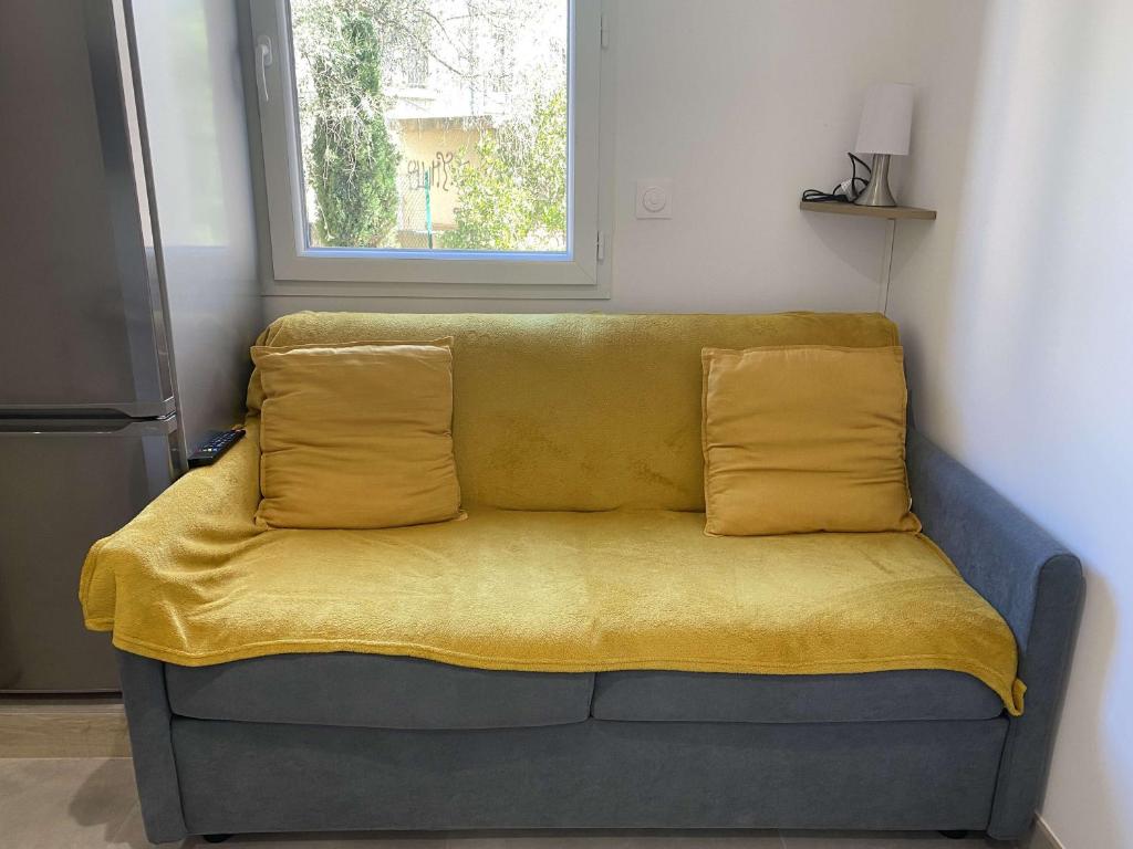 Appartement T2 rénové avec climatisation et internet, proche centre et étang de Thau - FR-1-553-193 - 4