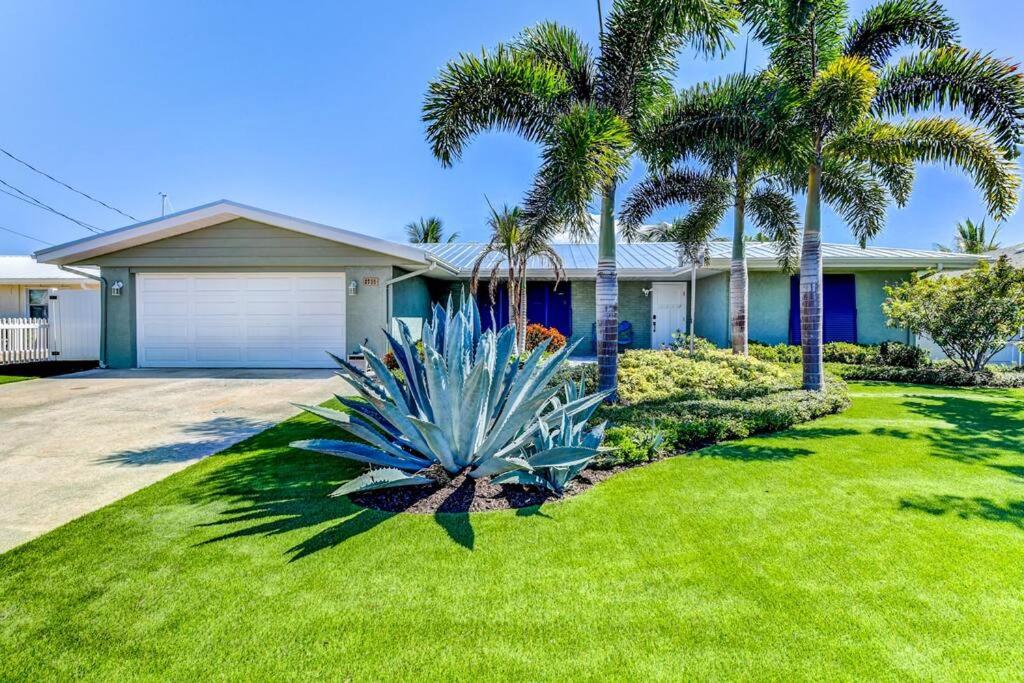 Dockside Dreams w/ Pool and Spa, Bradenton