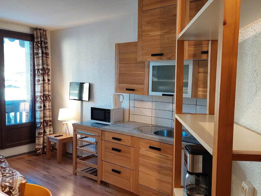 2 Pièces Sud-Est Chamonix, Parking & Animaux admis - FR-1-517-54 - 5