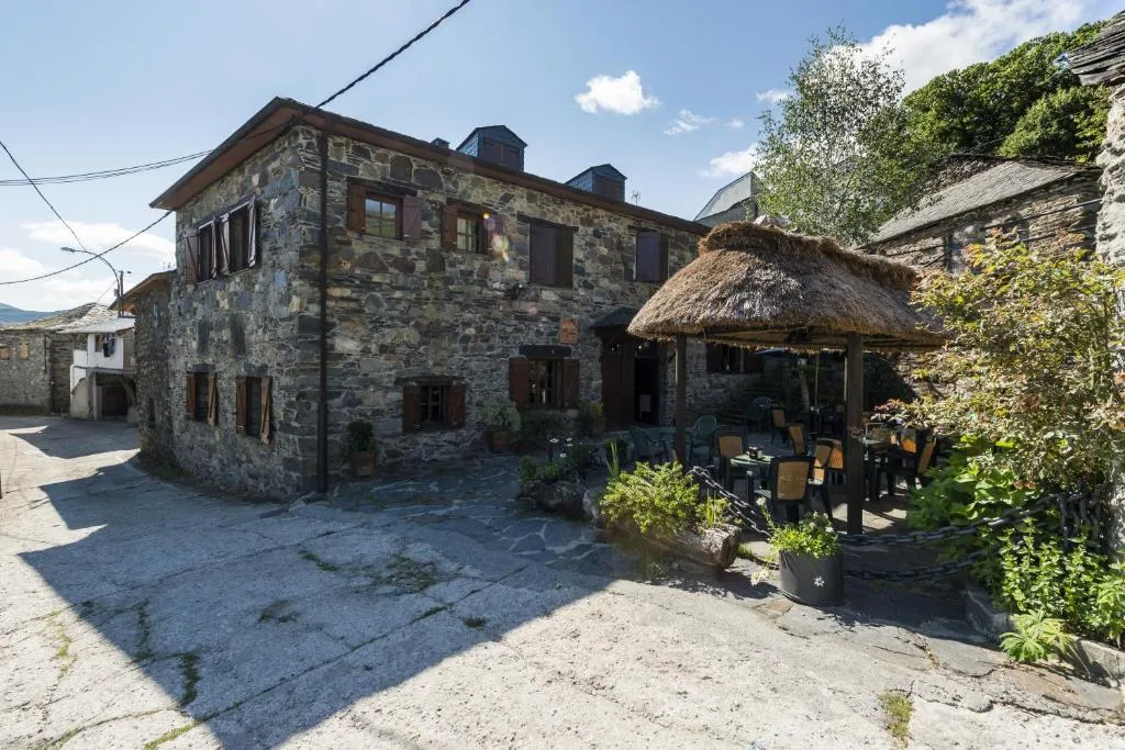 安卡雷斯谷乡间酒店，位于Pereda de Ancares的酒店