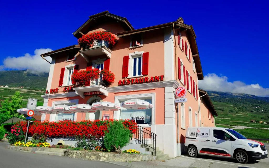 Auberge Les Rangs，位于Conthey的酒店