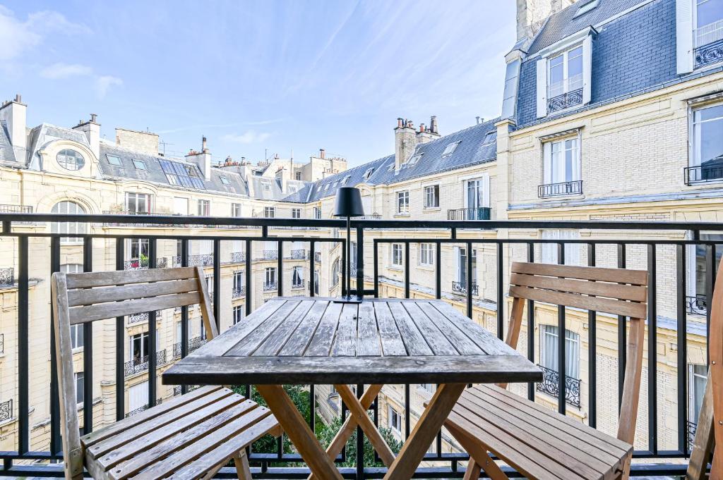 Elegant 170m2 Paris Apartment near Eiffel Tower - 5