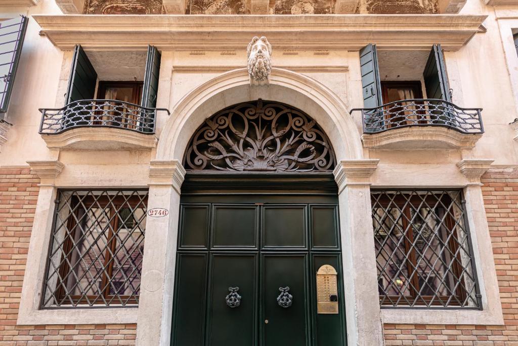 Palazzo Dei Fiori by Room Mate - 1