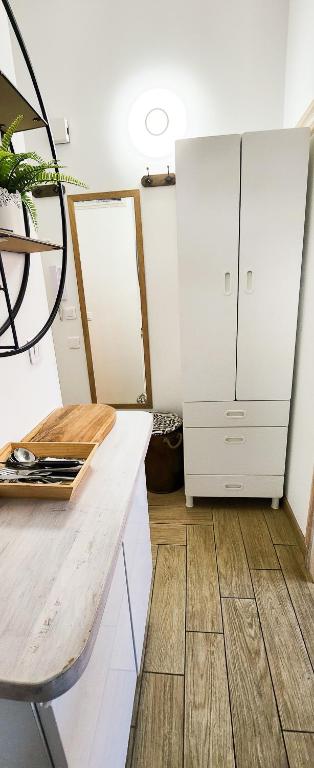STUDIO- NICE MONT BORON, PISCINE SUR LA RESIDENCE - 4
