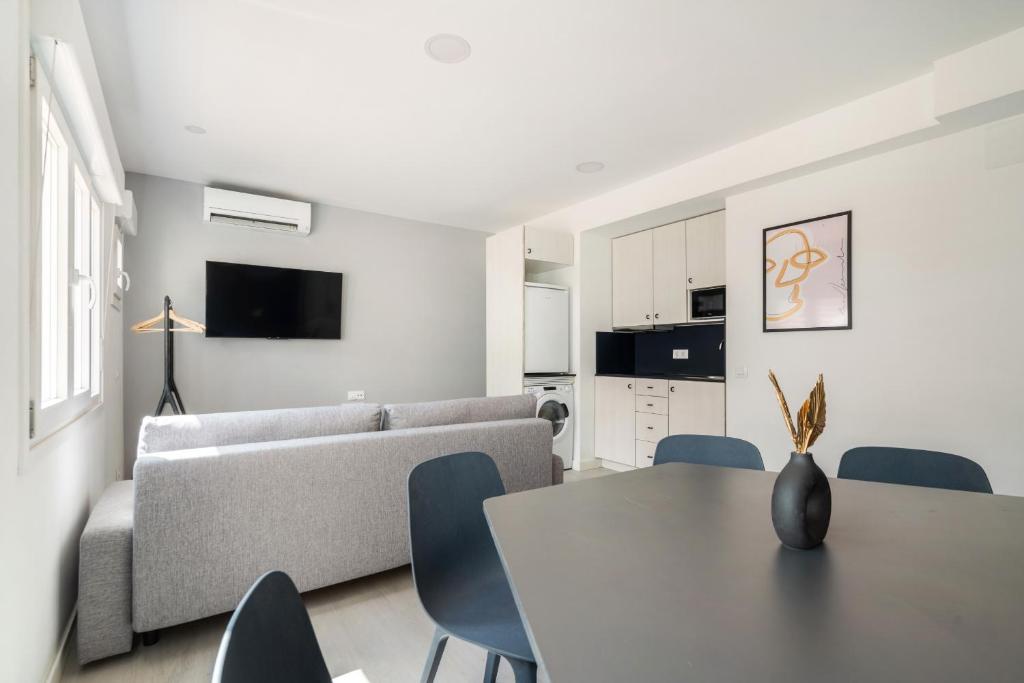 apartamentos reformados en madrid rio con parking Alquiler temporal - 1