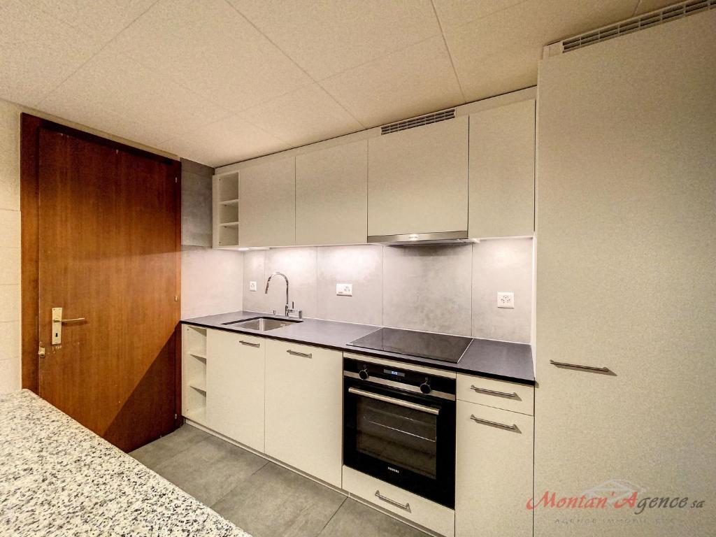 Apartment Crans-Colline 17 by Interhome - 4