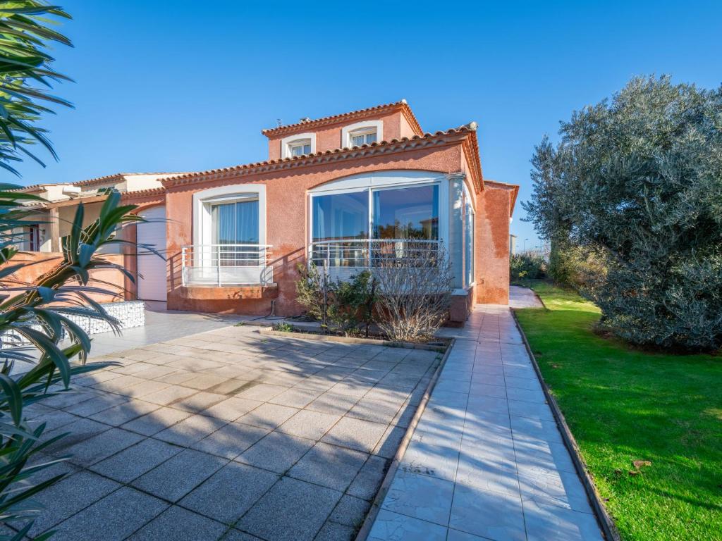 Holiday Home Maison des Pins Parasol by Interhome - 1