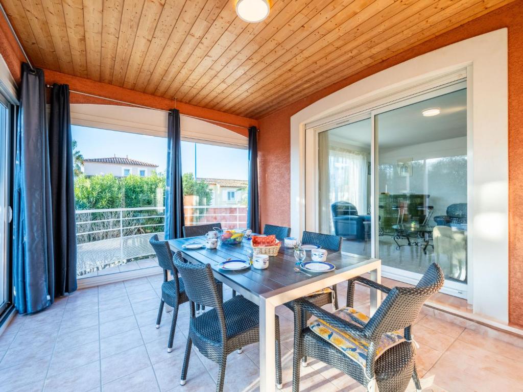 Holiday Home Maison des Pins Parasol by Interhome - 2