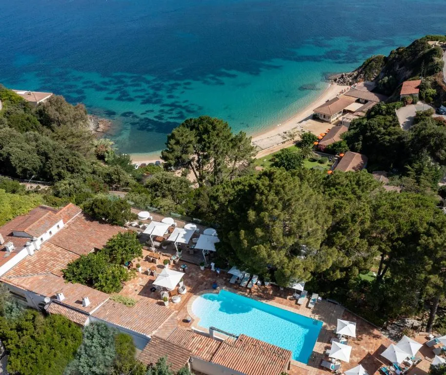A'mare Corsica I Seaside Small Resort, hotel in Propriano