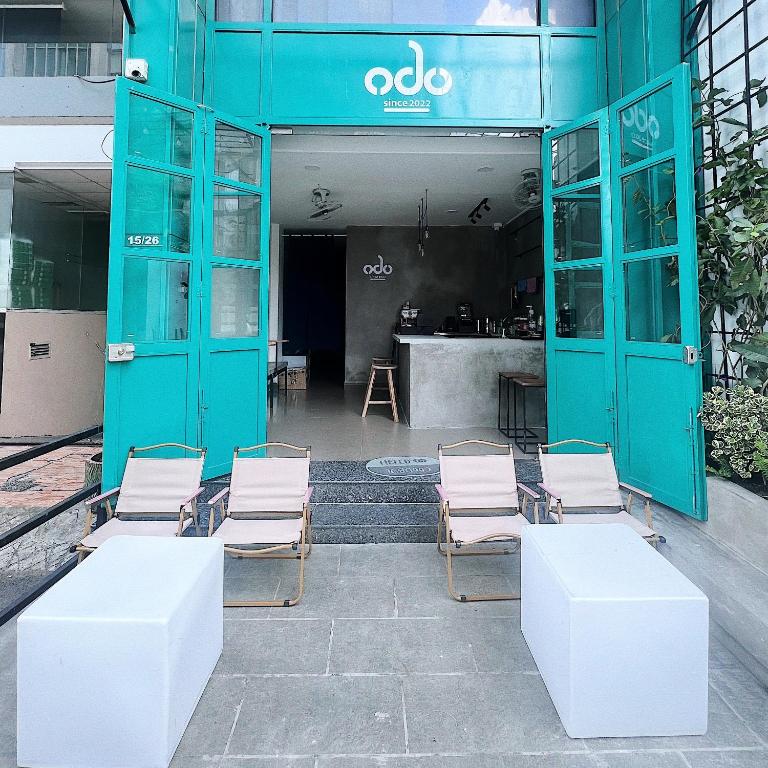8 minutes walking to Nguyen Hue, Fast Wifi, check-in 24/7