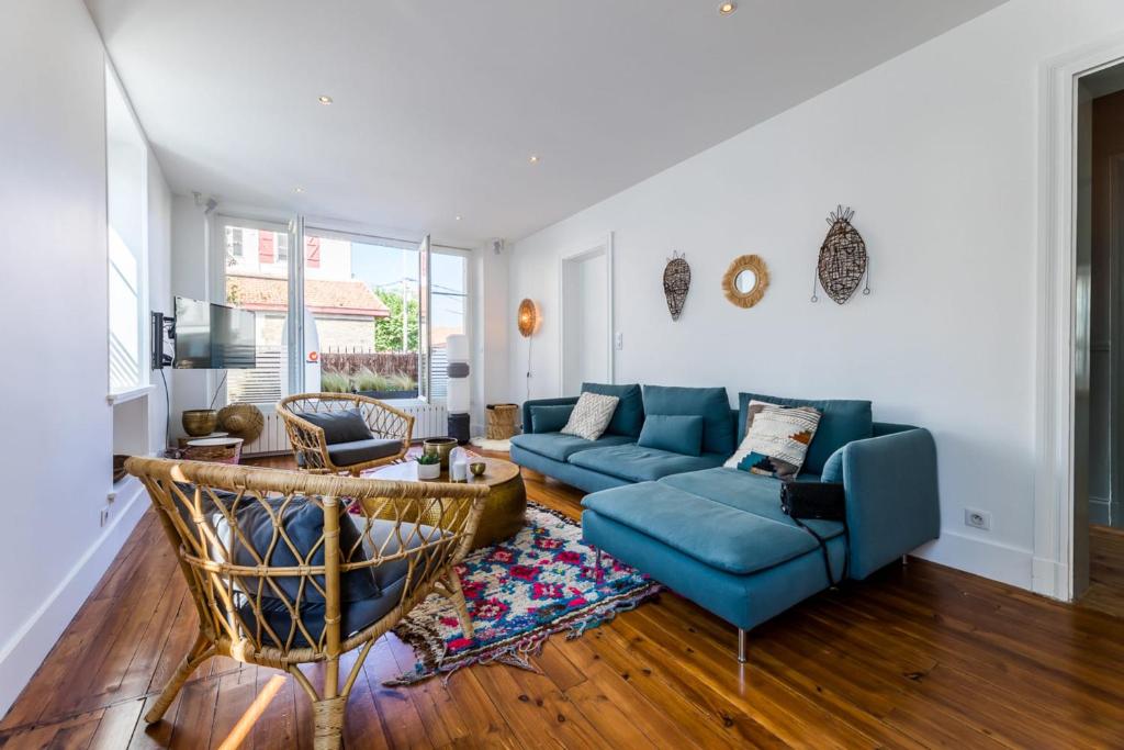 ALOE KEYWEEK Architect Apartment with terrace and garage Biarritz - 2