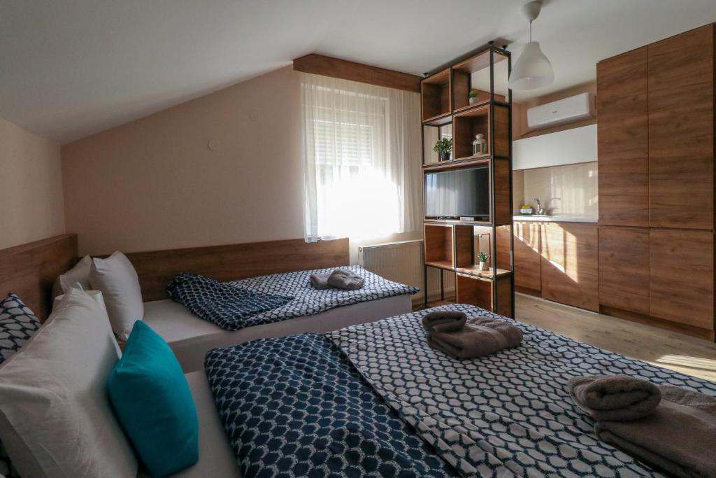 Studio Apartments Maksimović - 2