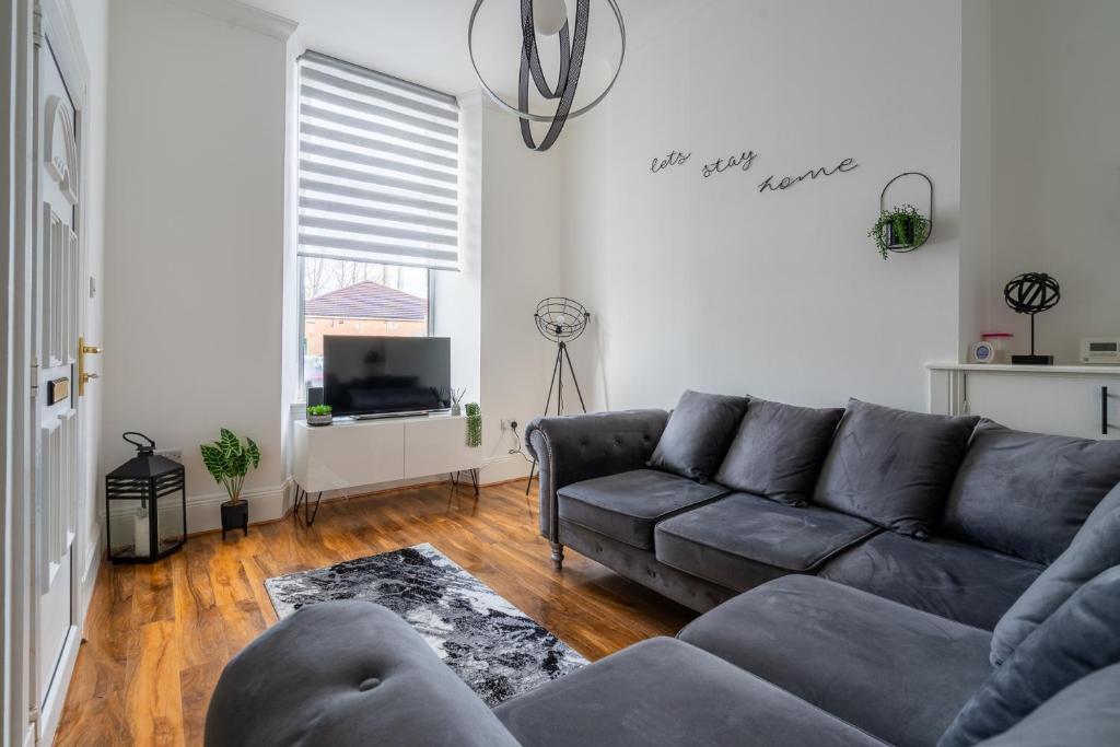 Coatbridge Apartment, Coatbridge