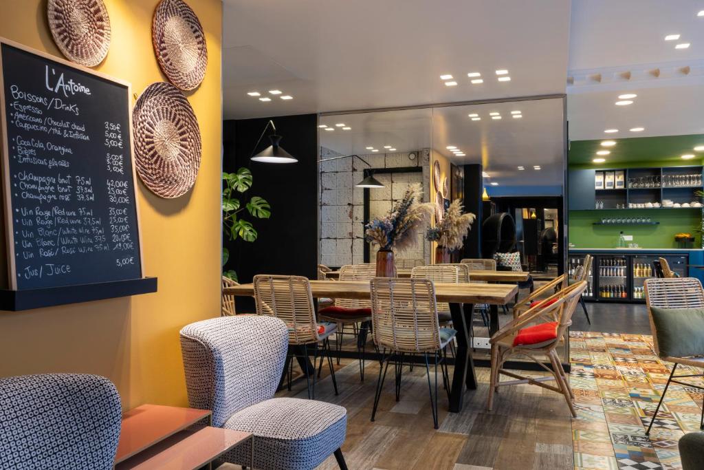 フロント・ロビー