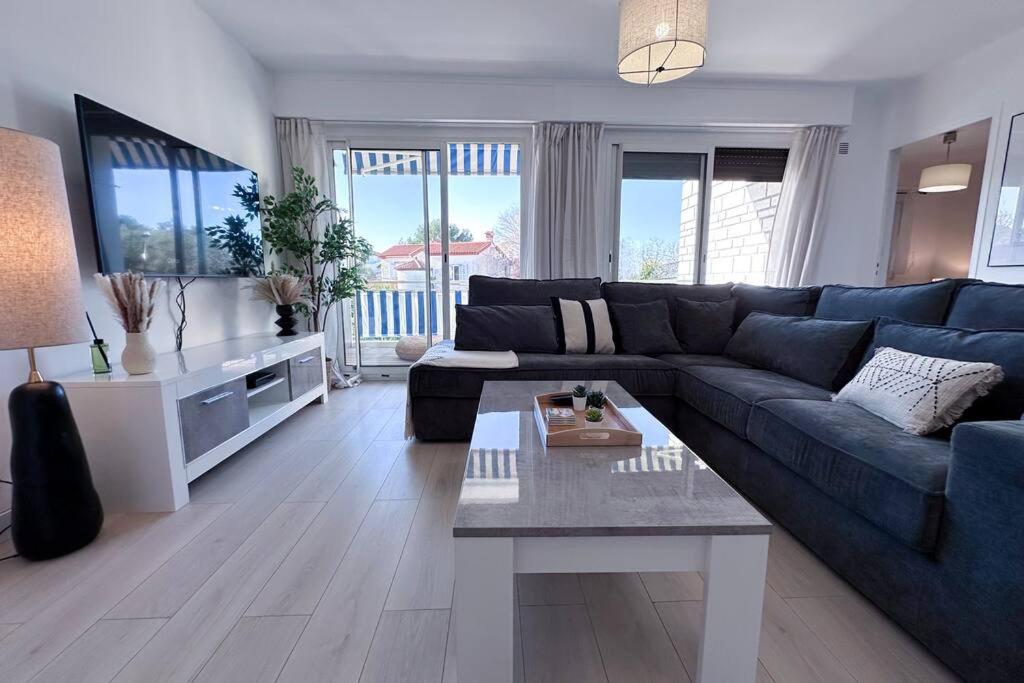 LAVERNE - Stunning Sea View T3 with South-Facing Terrace - 5