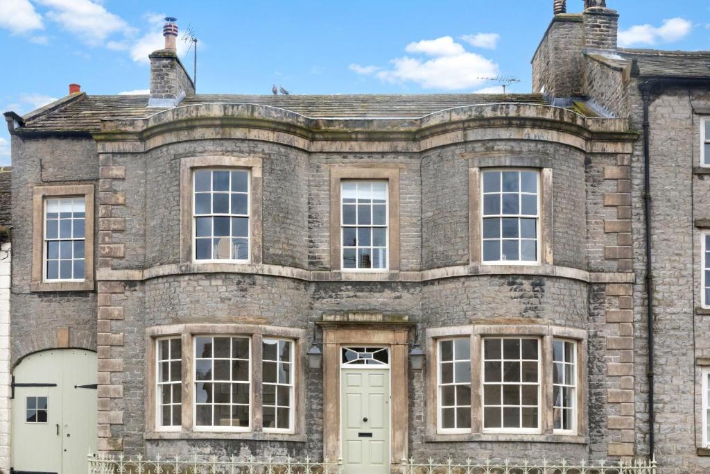 Milton House, Leyburn