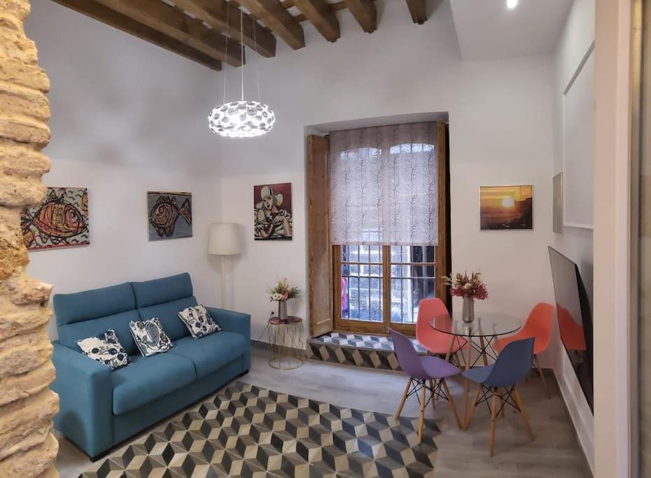 Apartamento Demasiadas Compañías - 2