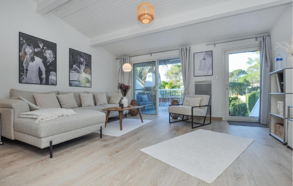Stunning Home In Fréjus - 3