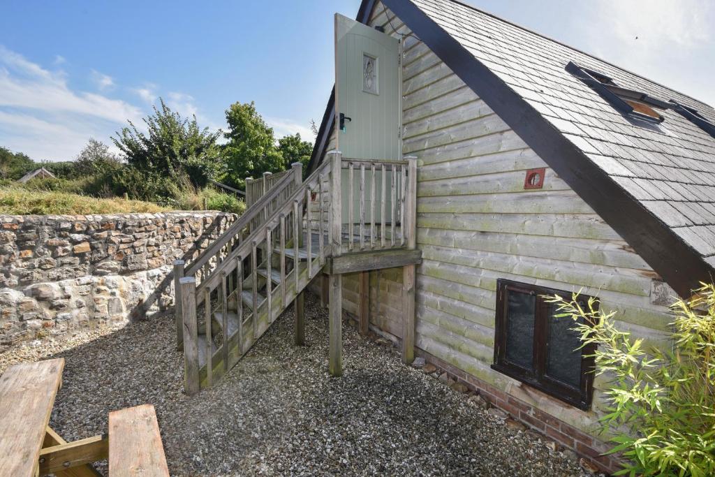 Brookhaven, Axminster