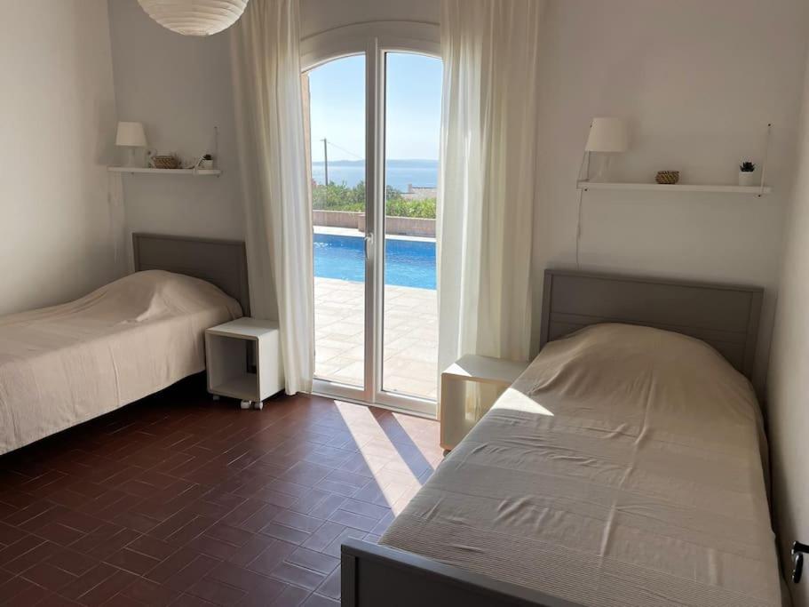 Les Issambres - 8 pers, piscine privée, belle vue mer - 4