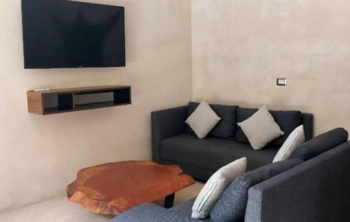 Cssa Kareli Holbox, Ostrov Holbox