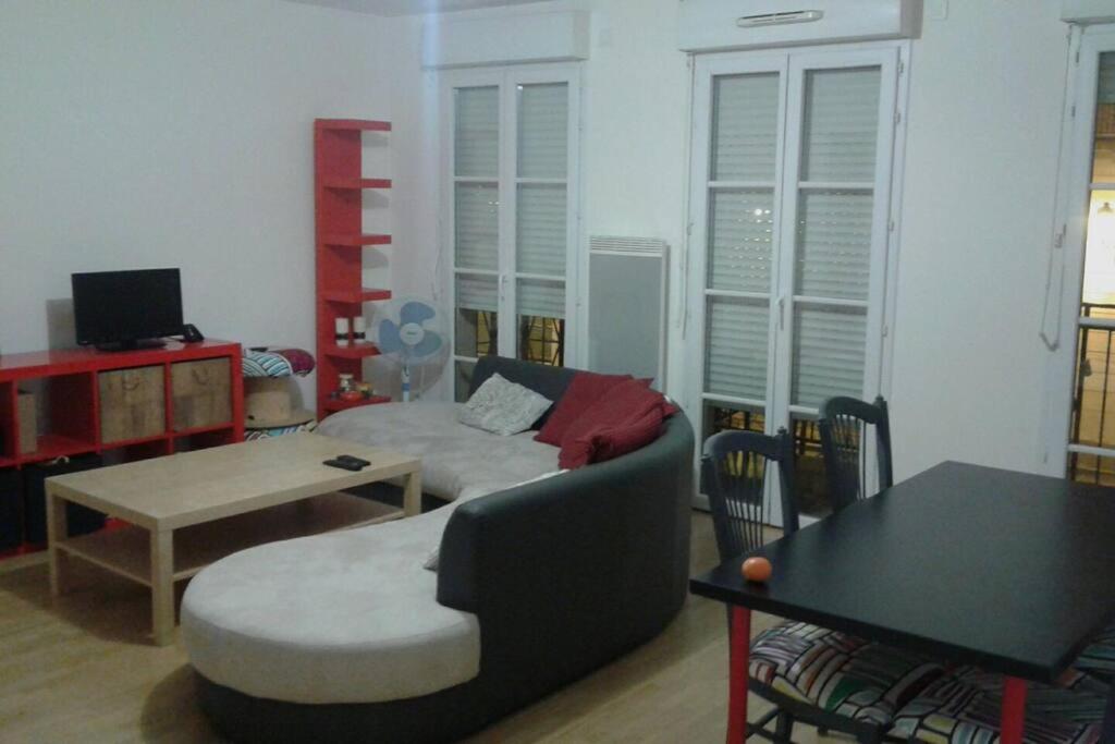Apt 3 bedrooms-1km from Disney and Vallée Village - 1