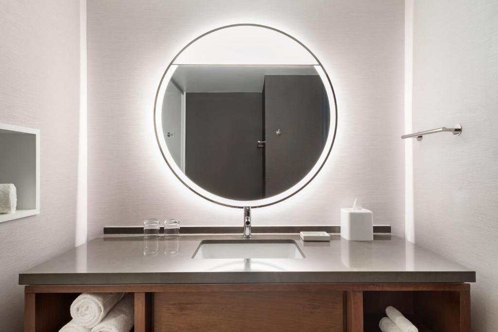 Los Angeles Courtyard By Marriott Marina Del Rey Additional