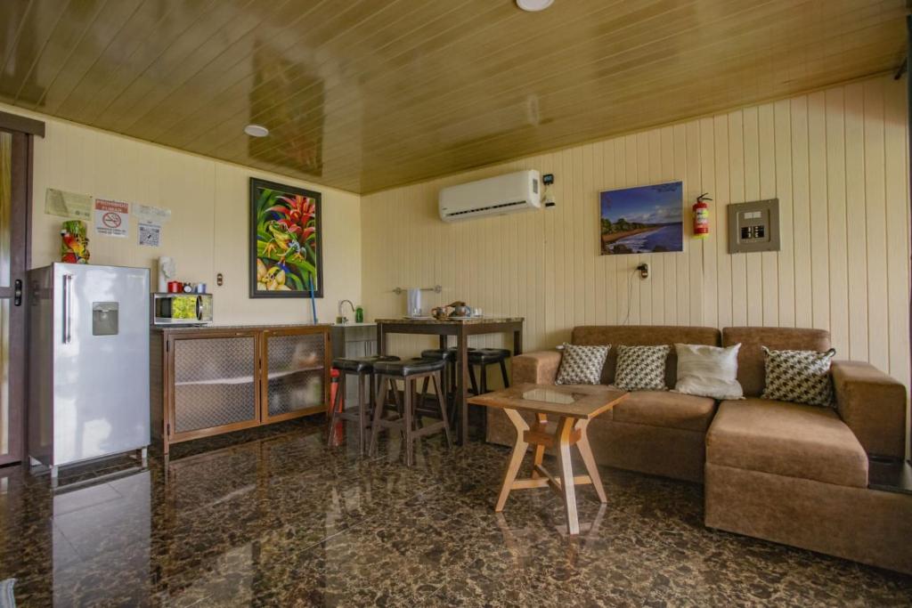Sunset Lodge