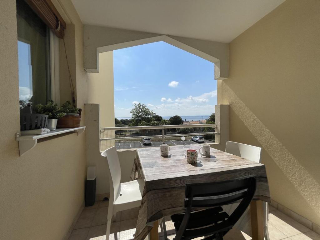 Appartement 2 pièces à Sète avec garage et climatisation - FR-1-338-548 - 1