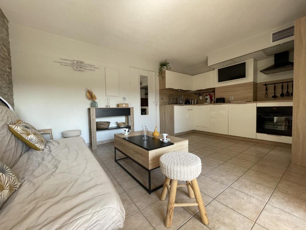 Appartement 2 pièces à Sète avec garage et climatisation - FR-1-338-548 - 5